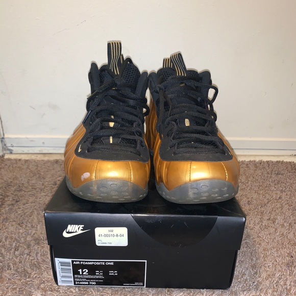 Nike Air Foamposite One 'Metallic Gold' - Picture 1 of 3